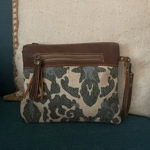 Myra Bag Clutch